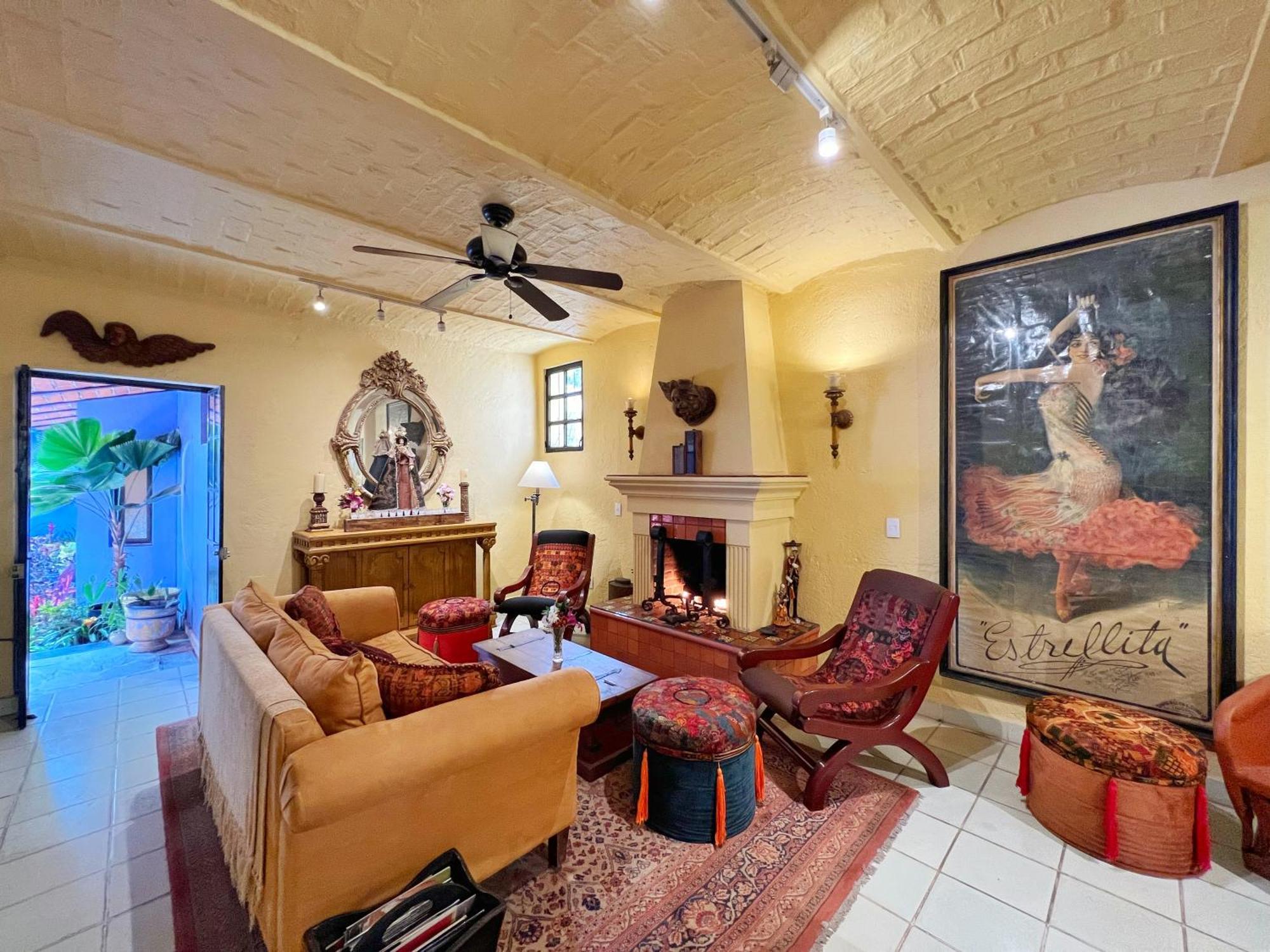 Estrellita'S Bed & Breakfast Ajijic Zewnętrze zdjęcie