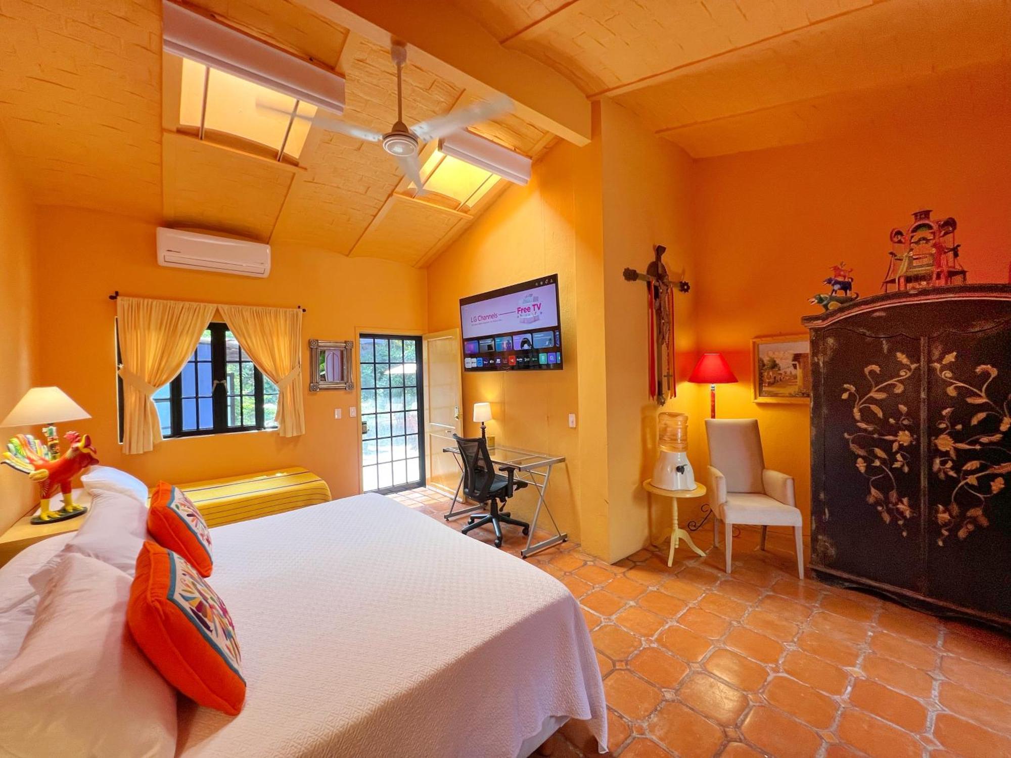 Estrellita'S Bed & Breakfast Ajijic Zewnętrze zdjęcie